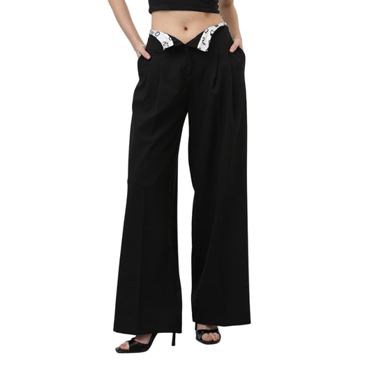 Μαύρο Παντελόνι σε Φαρδιά Γραμμή