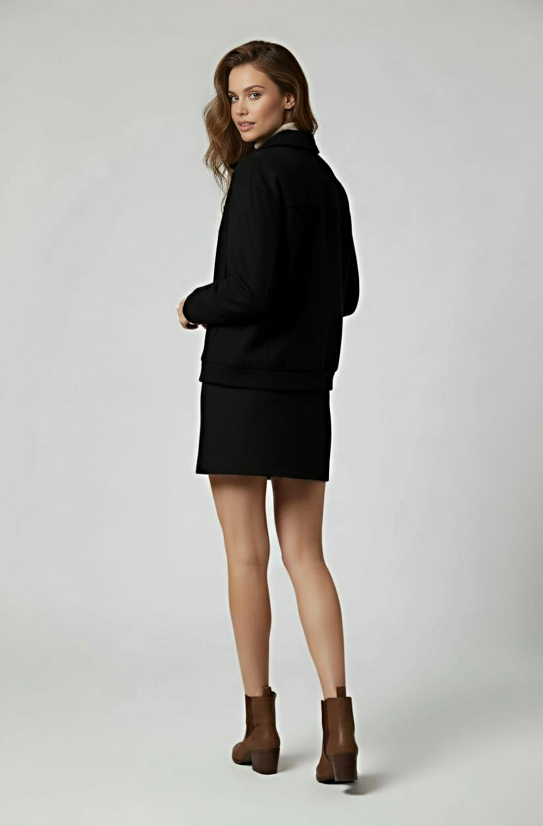 Σετ Alcantara Bomber Jacket & Μίνι Φούστα με Εσωτερικό Σορτσάκι