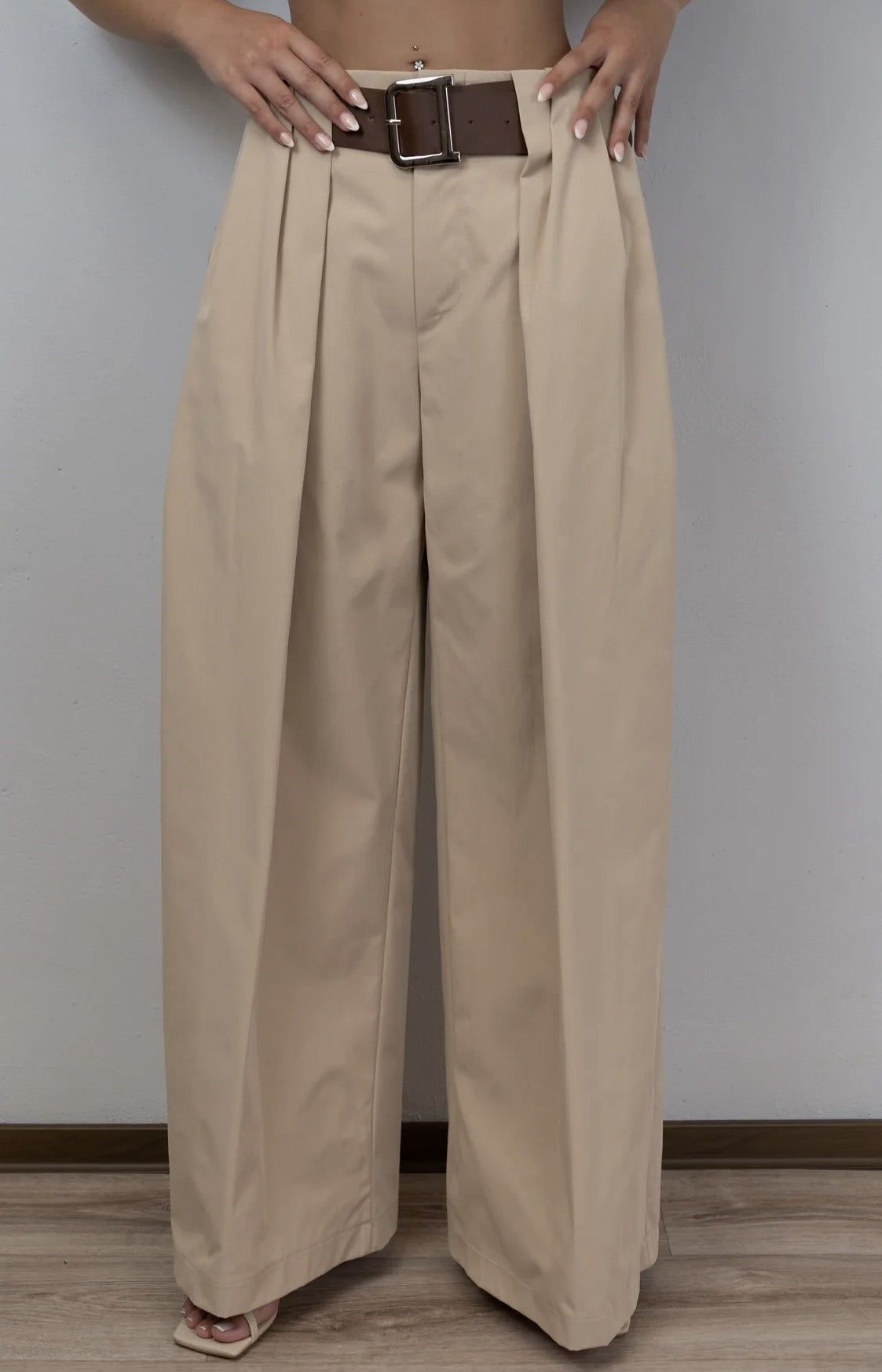 Παντελόνα Wide-Leg / Palazzo με Πιέτες και Ζώνη